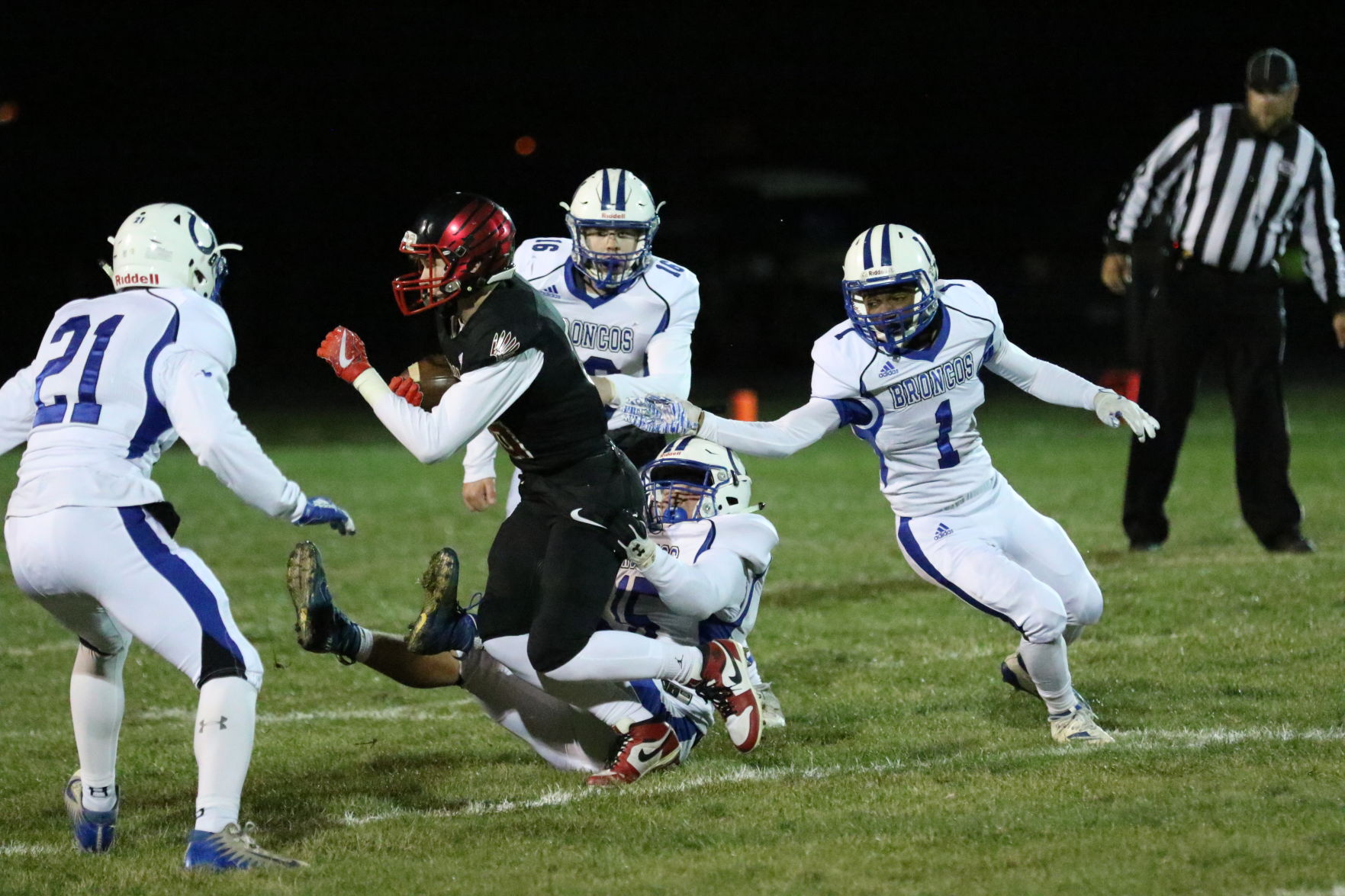 Centennial vs. Doniphan-Trumbull football 20.JPG